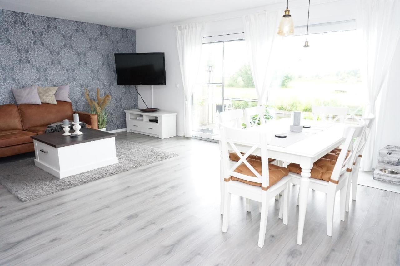Ferienhaus Max Am Wasser Ferienpark Vislust 韦尔弗斯霍夫 外观 照片